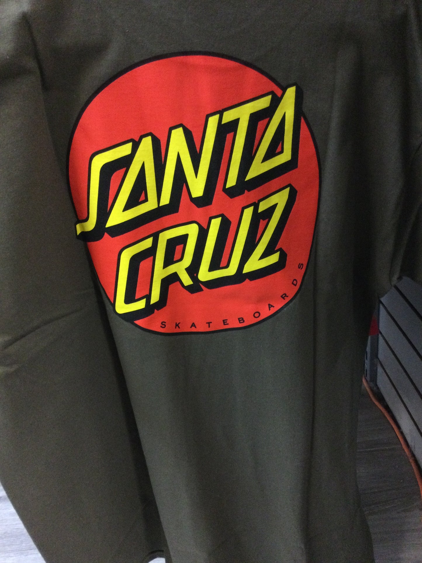 Santa Cruz -Olive Large Tee